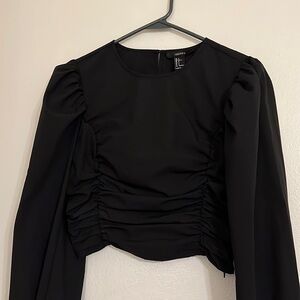 NWT- Forever 21 crop top - black size small